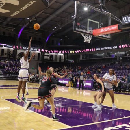 Ženska košarka: Northwestern premagal Utah v tesni tekmi, 71-69