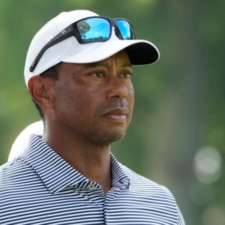 “Razočarani” Woods ne bo nastopil na Hero World Challenge