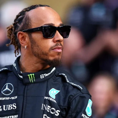 Hamilton: “Še vedno sem v formi” kljub slabemu kvalifikacijskemu rezultatu v Katarju