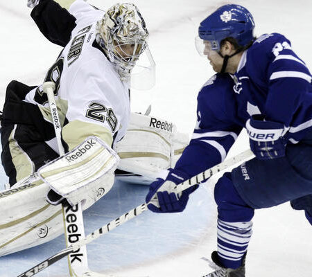 NHL: Toronto premagal Philadelphio, Pittsburgh izgubil proti Carolini