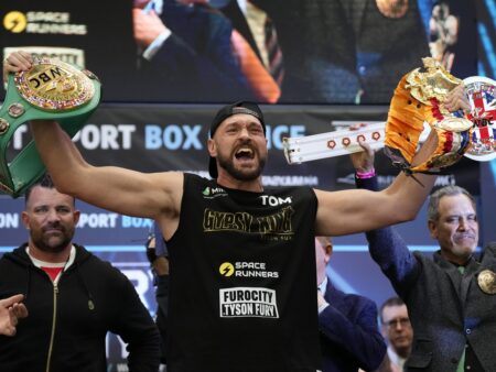 Tyson Fury spet napovedal konec kariere: naj verjamemo?