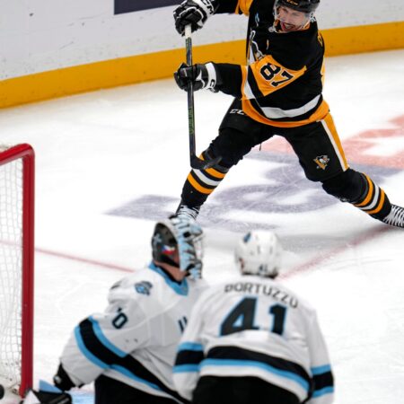 Crosbyjev zmagoviti gol prinesel zmago Pittsburghu, New Jersey premagal Philadelphio