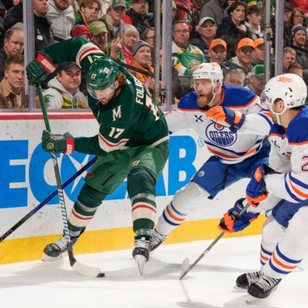 NHL: Carolina nepričakovano izgubila proti Buffalu, Edmonton premagal Minnesoto