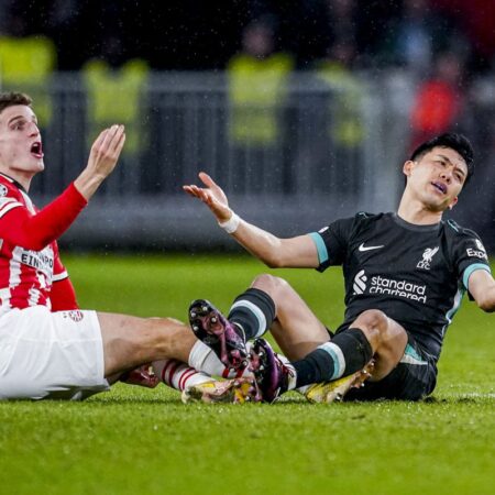 Liverpool kljub porazu proti PSV Eindhoven končal na vrhu skupinskega dela Lige prvakov