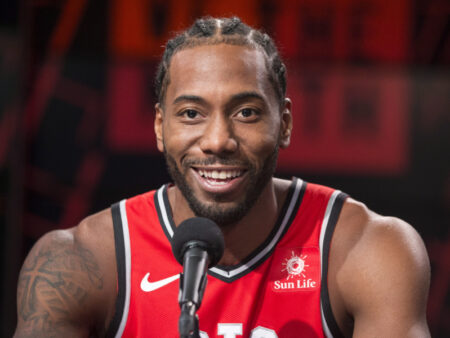 Kawhi Leonard se je vrnil na parket po 254 dneh odsotnosti