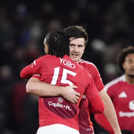 Manchester United po dramatičnem preobratu premagal Leicester in napredoval v peti krog FA pokala