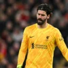 Alisson se vrača v Liverpool po domnevnem pretresu možganov