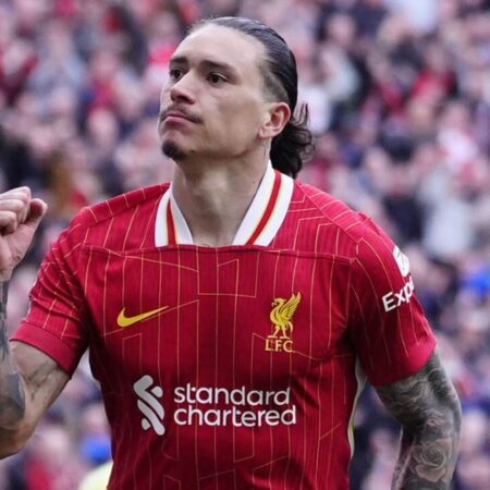 Liverpool na poti do trojne krone – kako daleč lahko gredo?