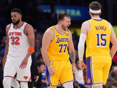 Lakersi so po podaljšku premagali New York, Len je ostal brez igre