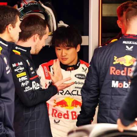 Tsunoda navdušil na domačem terenu, Norris najhitrejši na prvem treningu v Suzuki