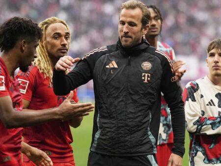 RB Leipzig z golom v sodnikovem podaljšku šokiral Bayern in preložil slavje