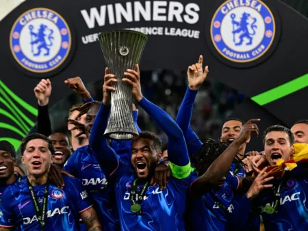 Chelsea osvoji Konferenčno ligo: od podcenjevanja do slavja