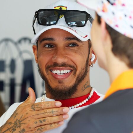 Hamilton in Leclerc sprožila zmedo pri Ferrariju zaradi ekipnih ukazov