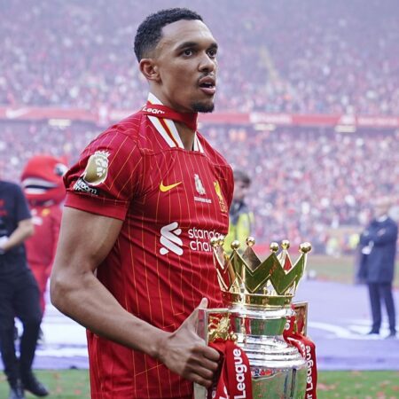 Alexander-Arnold uradno v Real Madrid – Liverpool prejel odškodnino za predčasen prestop