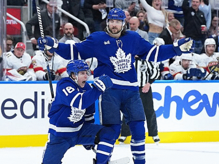 Rantanen s hat-trickom prinese Dallasu zmago v Winnipegu, Toronto pa dvojno prednost pred Florido