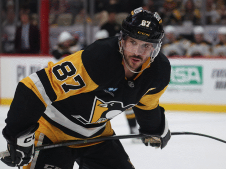 Prvi spodleteli Kanadi: Crosby in McKinnon po porazu proti Finski na svetovnem prvenstvu 2025