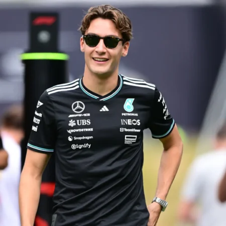George Russell prepričan, da ostaja pri Mercedesu