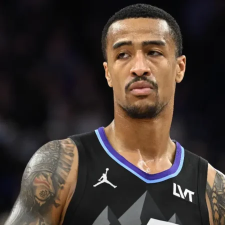 Tristranska menjava v ligi NBA: Powell gre v Miami, Collins v Clipperse, Utah pa veteranskega prvaka