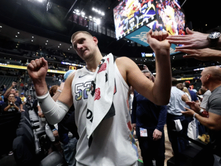Jokić se ne mudi s podpisom nove pogodbe: zvezdnik Denverja stavi na leto 2026