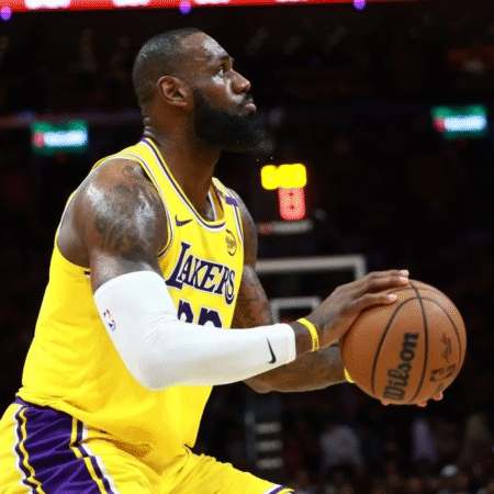 LeBron James se pripravlja na novo fazo svoje kariere – kot lastnik kluba NBA