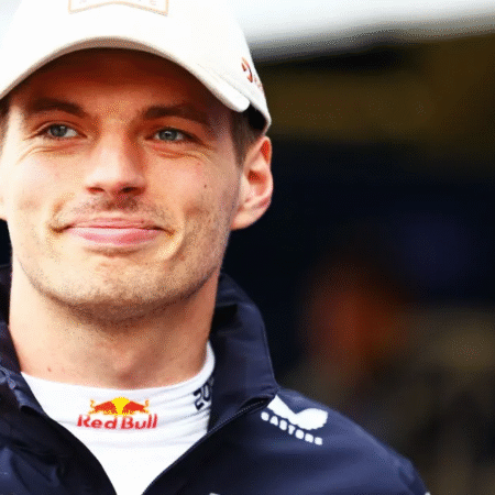 Super unija na obzorju? Verstappen ne izključuje prestopa k Mercedesu leta 2026