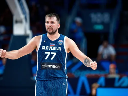 Luka Dončić postavil rekord EuroBasketa, a Slovenija se je ustavila v četrtfinalu