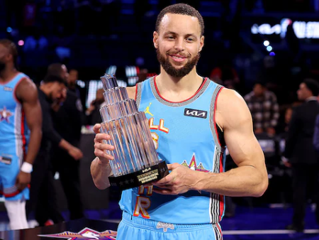 Stephen Curry imenovan za najboljšega organizatorja igre NBA