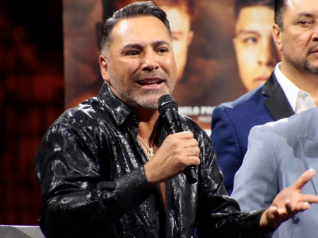 De La Hoya poziva Canela k zamenjavi trenerja