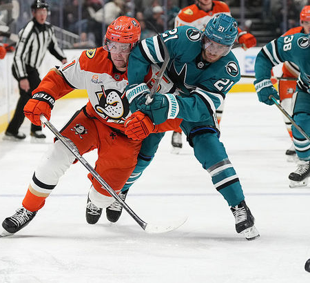 Anaheim iztrga zmago nad Pittsburghom, Carolina pa premaga San Jose v tekmah NHL