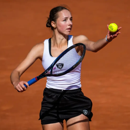 Anastasia Soboleva ni uspela končati tekme proti tretji nosilki na turnirju WTA v Italiji