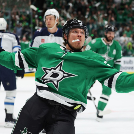 Winnipeg si je v podaljšku priboril zmago, Washington pa izgubil proti Dallasu: pregled večera NHL