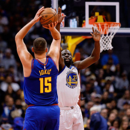 Golden State premagal San Antonio, Lakersi zatajili v OklahomiJokićeva fenomenalna noč