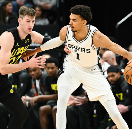 Mykhailiukovih 13 točk ni rešilo Utaha pred porazom proti Lakersom: rezultati tekem NBA