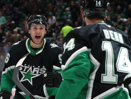 NHL golovska ekstravaganca: Anaheim premaga Chicago, Dallas zmaga po strelskih kazenskih strelih in drugi rezultati večera