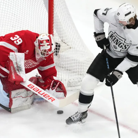 Detroit dosegel pomembno zmago nad Calgaryjem, Los Angeles izgubil proti Seattlu v podaljšku