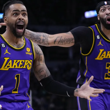 Noč presenečenj v ligi NBA: poraz Golden Stata in dramatična zmaga Lakersov