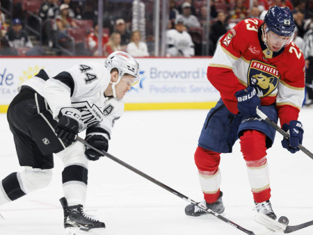 Minimalna zmaga za prvaka in samozavestno Carolino: Rezultati večera NHL