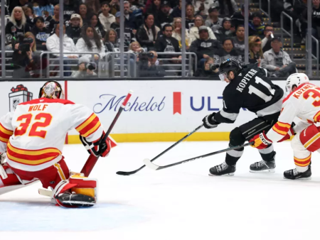 Podaljški, tekme z veliko goli in zanesljive zmage: pregled tekem NHL