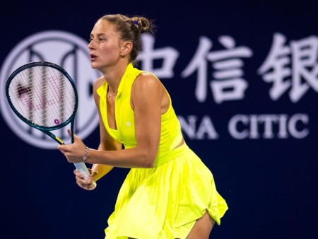 Senzacija v Adelaidi: aktualna prvakinja odstopila