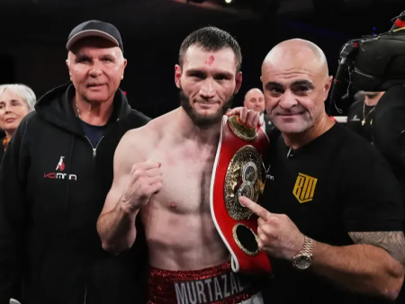 Josh Kelly gre na rob: tvegan dvoboj z Bahramom Murtazalievom