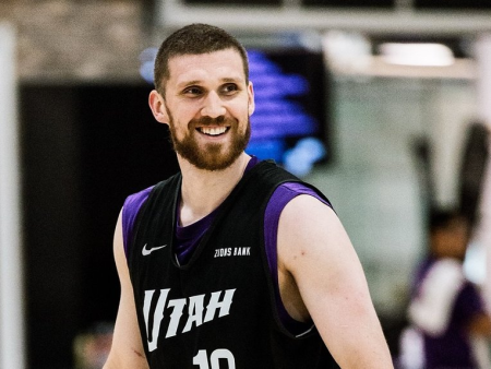 Utahov preobrat in Mykhailiukov prispevek