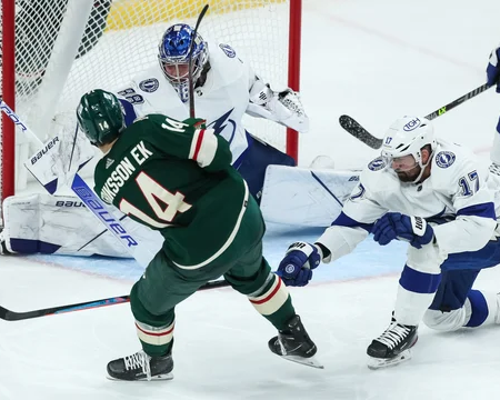 Podaljški in strelski streli so zaznamovali večer NHL