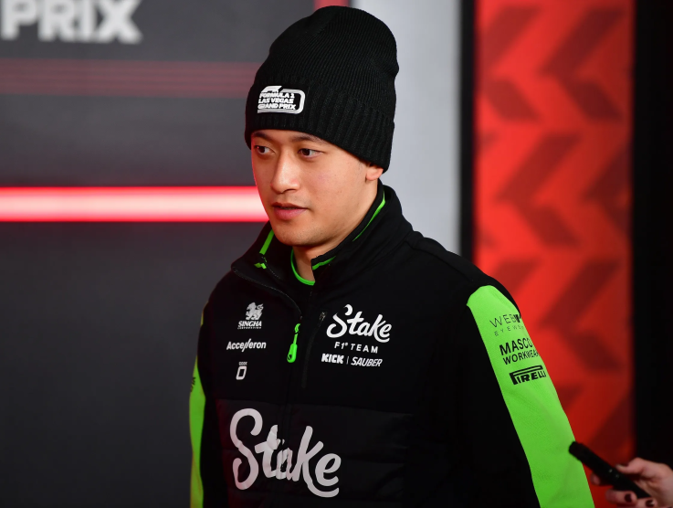 Cadillac se je odločil za rezervnega voznika: Zhou Guanyu se ekipi pridružuje pred svojim debijem v F1