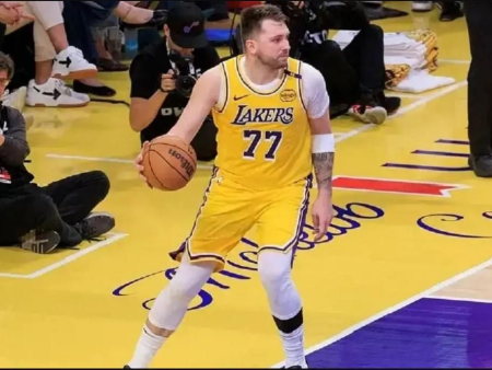 Dvojec LeBrona in Dončića je Lakersom prinesel zmago v New Orleansu: rezultati tekem lige NBA