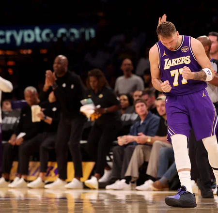 Poraz v Clevelandu in drama v Los Angelesu: Povzetek tekme v ligi NBA