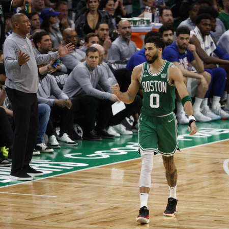 Senzacionalen poraz Bostona in bleščeč preobrat Atlante v tekmah lige NBA