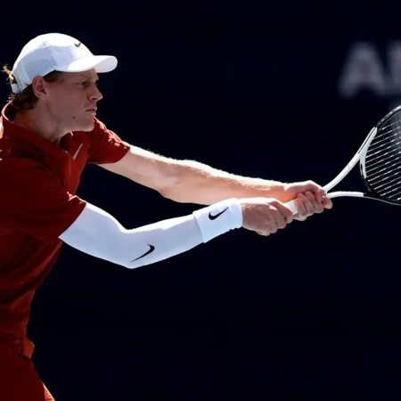 Sinner ohranja vodstvo, Sachko se vrača med najboljših 200: Posodobitev lestvice ATP