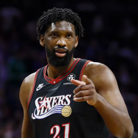 Philadelphia zmanjšuje zaostanek, San Antonio zapira serijo
