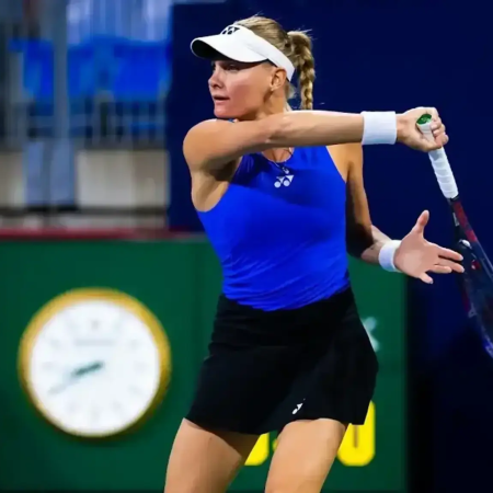 Dayana Yastremska se je samozavestno uvrstila v četrtfinale turnirja v Parmi