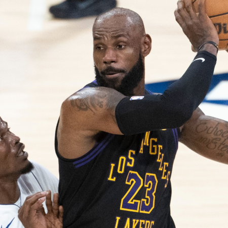 Detroit in Cleveland napredujeta: določeni novi pari v četrtfinalu